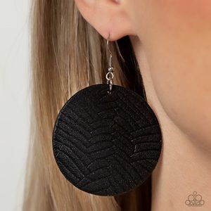 NWT Black Round Earrings